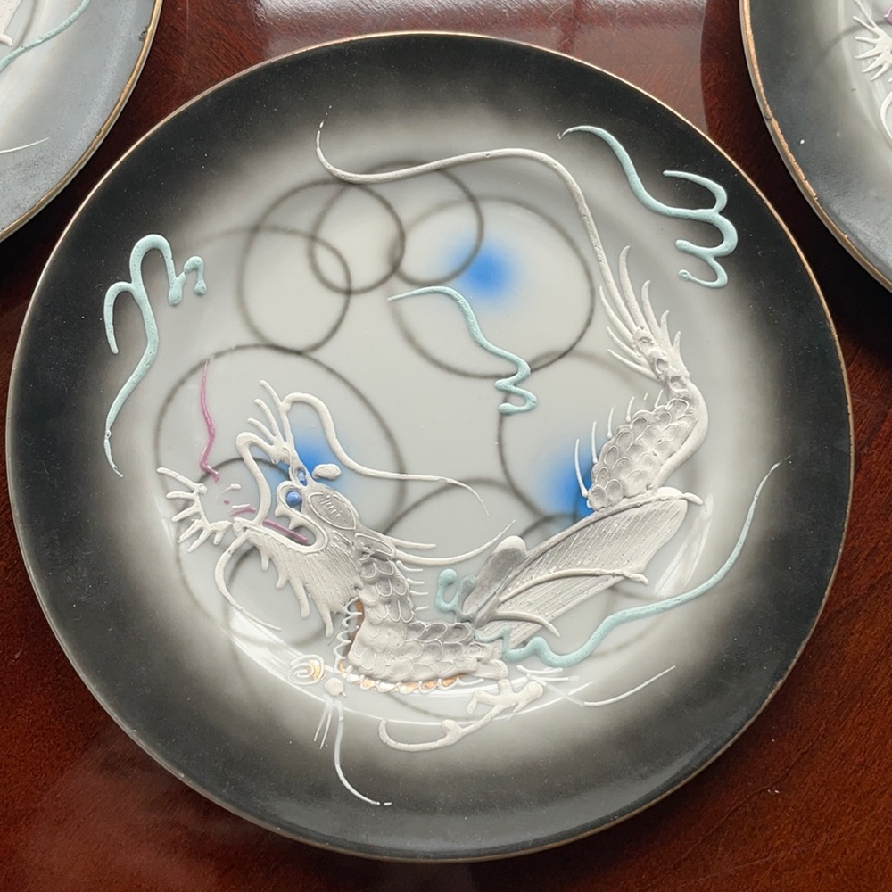 Gorgeous Japanese Moriage Dragonware plate set, unmarked, vintage, gold trim